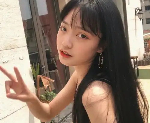 女生暗恋你,肯定会把3个小心机藏起来,别傻傻的什么都不懂