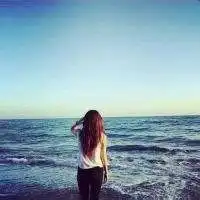 海边伤感女生背影头像微信头像图片大全