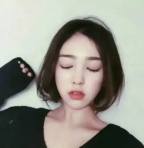 小轩窗正梳妆脸型决定发型,快来看看哪一款适合你