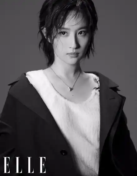 刘亦菲换风格了挑战二次元粉色染发,又甜又飒秒变女团门面