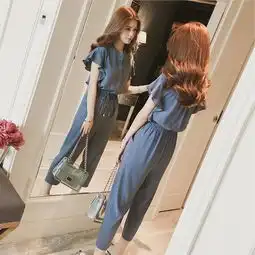 这样的套装,让你尽显窈窕好身材,优雅又有女人味,尽显满满气质