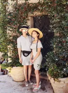 孙莉透露多多已经可以穿妈妈的鞋子,身高颜值再次受关注