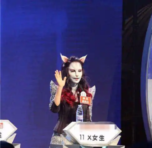 非诚勿扰猫女脱下面具,曝光真实身份,网友真女神