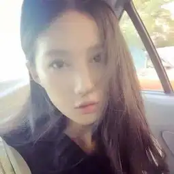 余罪大胸姐竟是睡在我上铺的兄弟中的校花