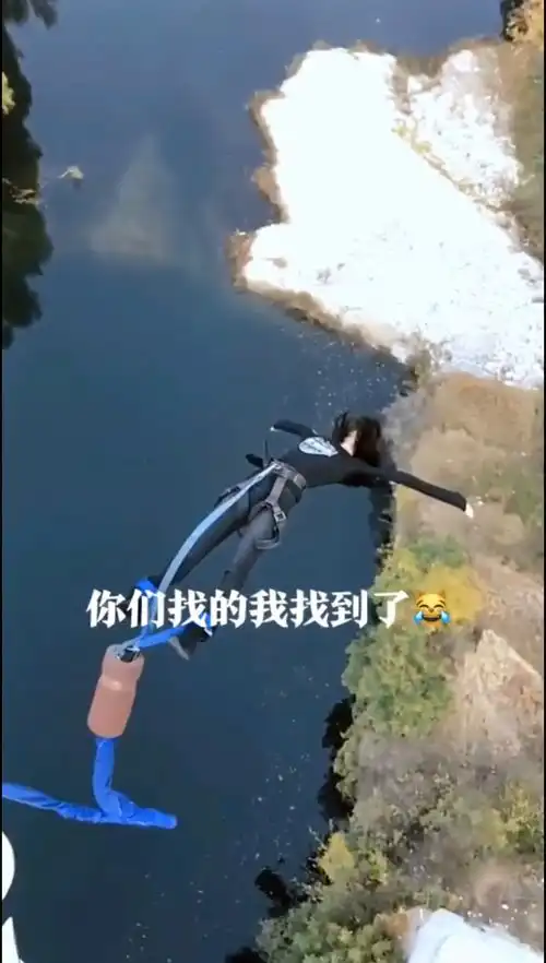 美女连跳4次,最洒脱的分手快乐加油