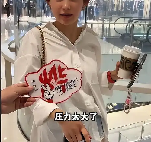 上海第一批女光棍进了养老院,如今再看她们的处境,费翔全说对了
