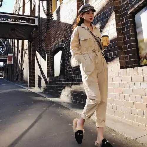 工装服热潮来袭酷女孩儿专属穿搭,让你轻松拥有一米八长腿