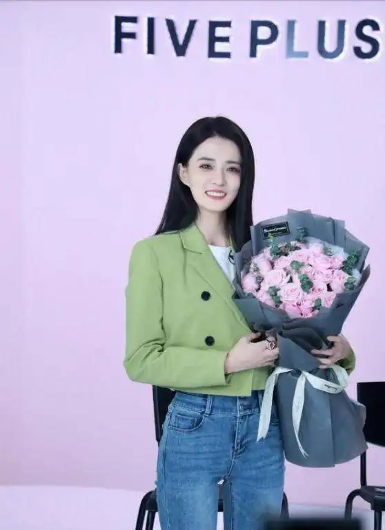 沧桑郭富城52岁娶小妻子,乐做幸福的安徽女婿
