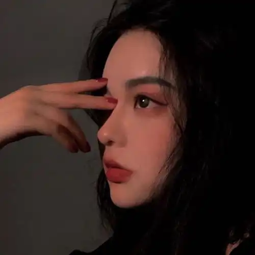宝藏女头一百四如果真的放不下那就偷偷喜欢吧