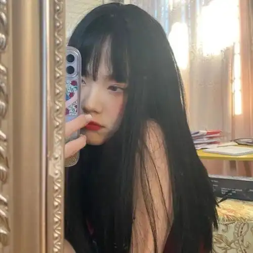 甜丧女生头像你不用装冷淡我没想纠缠