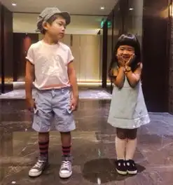暖心哥哥joe,可爱姐姐grace