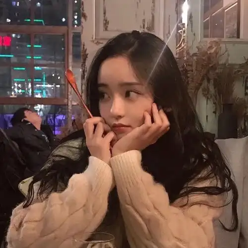 女生头像约定吧一起绽放光芒