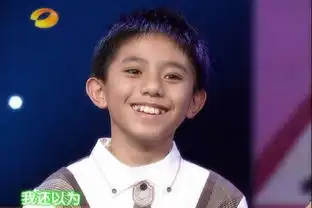 她们是当年功夫里的小男孩小女孩如今长成这样