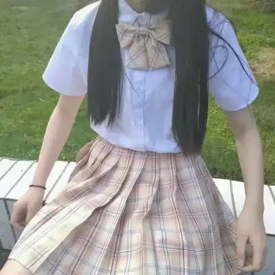 高清女头部位头像部位女头下半身污