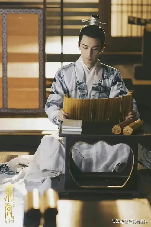 古装男神陈星旭剑眉星目,翩翩少年