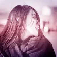 爱笑的女生qq头像阳光爽朗的笑脸
