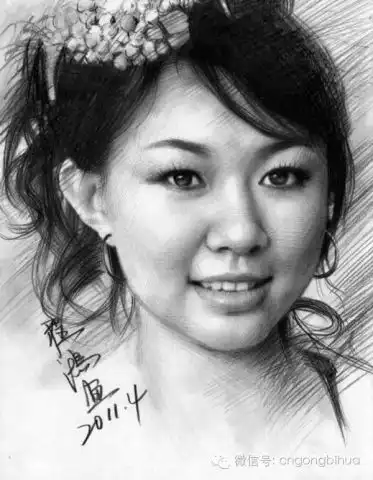 画家程鸿的惊世肖像素描画