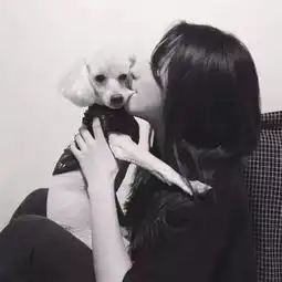 黑白系男女头像若不同心,岂能同行