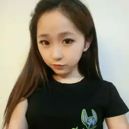 这女的叫什么