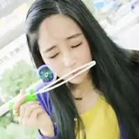温馨女生长发飘逸头像微信头像图片大全