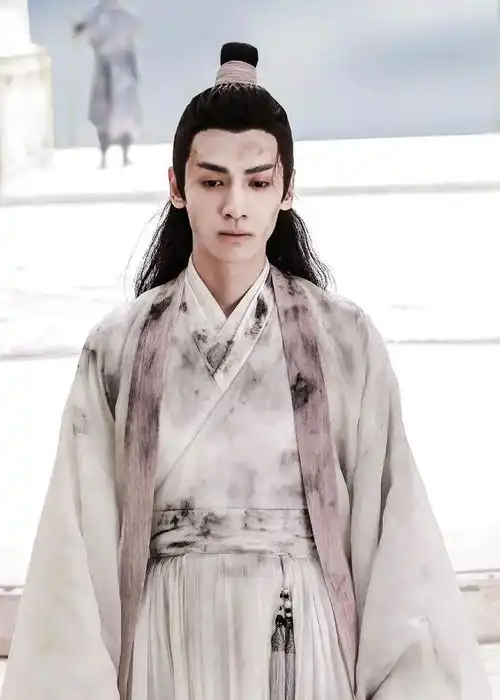 古装剧如天神下凡,一演现代剧颜值就拉胯,这位男星真是水土不服
