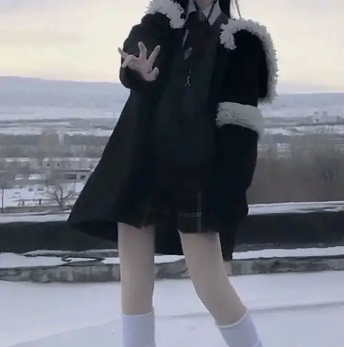真人女生头像十几岁的少年总是发着光的