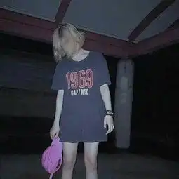 你头也不回的样子很酷