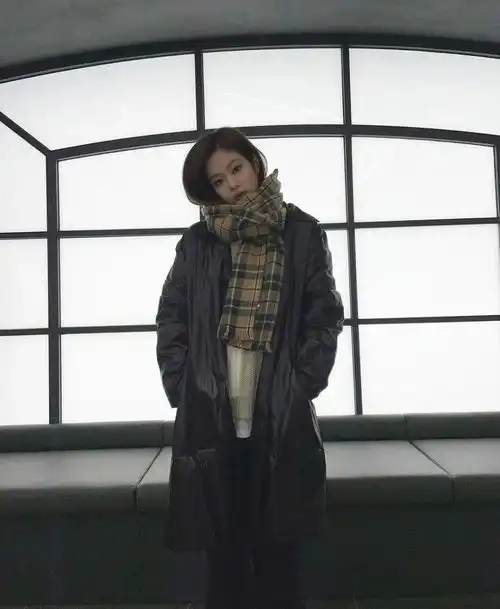 女明星的保暖穿搭比普通人更好看的秘密原来是