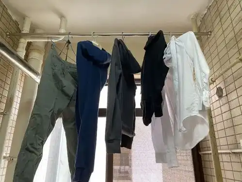 当男生晾衣服的时候,女生就会想离婚