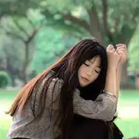 可爱清新女生头像再嘚瑟情人节给你分手快乐