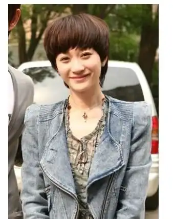 李小冉情史当过大哥的女人,爱过二婚的男人,最后和男闺蜜闪婚
