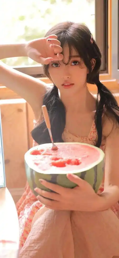 小姐姐这么漂亮,拿来做壁纸再好不过了