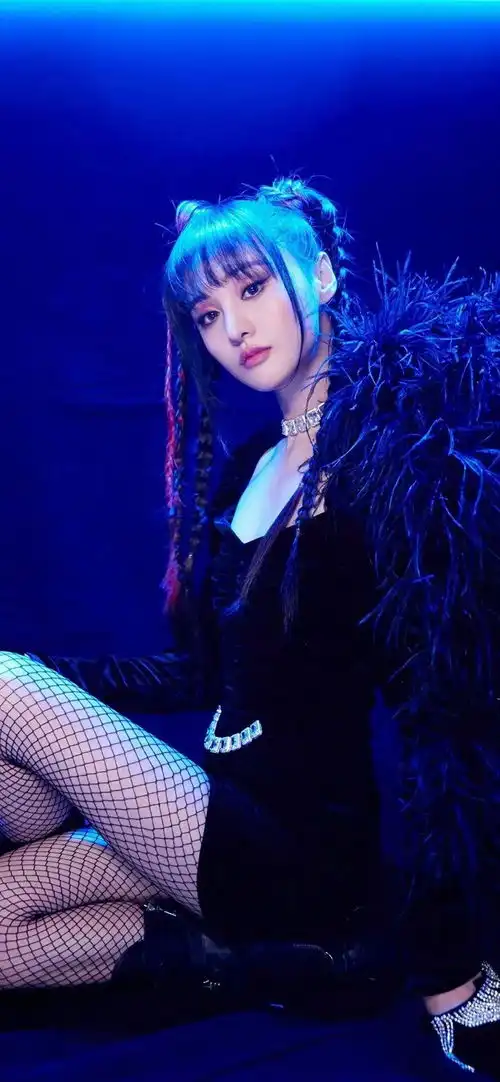 高清无水印壁纸郑爽小仙女