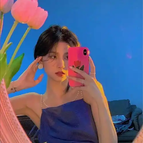 头像令人爱不释手的女生头像