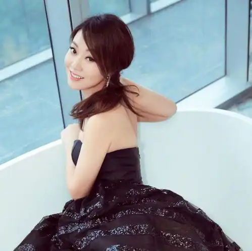 6位女演员,年轻时很普通,到了中年却弯道超车,靠气质逆袭