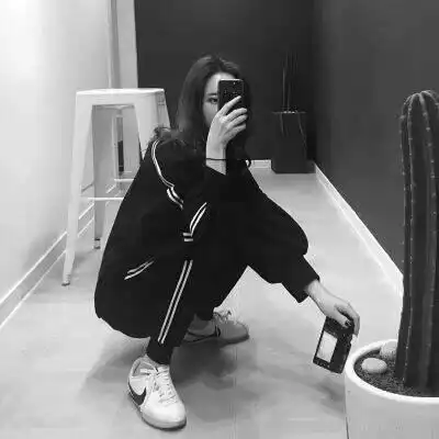 qq伤感头像黑白女生52018最新洒脱的人用多久才哭干了眼泪