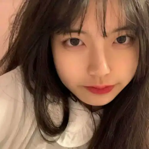 适合美女发圈的日常文案.