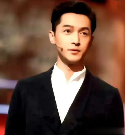 胡歌老婆身份曝光,网友猜测之前圈子混乱,胡歌老实人接盘