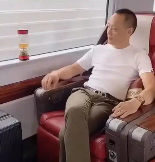 堕胎潮来袭,最小才14岁拍裸照,性侵8次后,她跳楼自杀了怀孕网易订阅