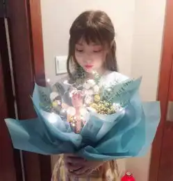 27岁白血病女主播昨天病房庆生,胡歌托人送来特别礼物