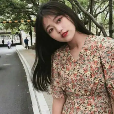 可爱迷人的头像女,有三姐妹的有单人的都不错的