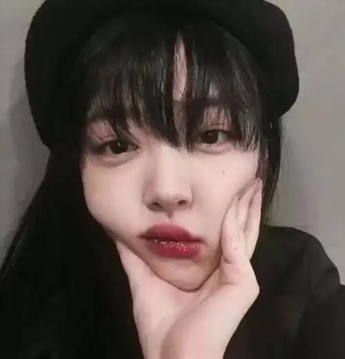 先天丑女变美女的方法