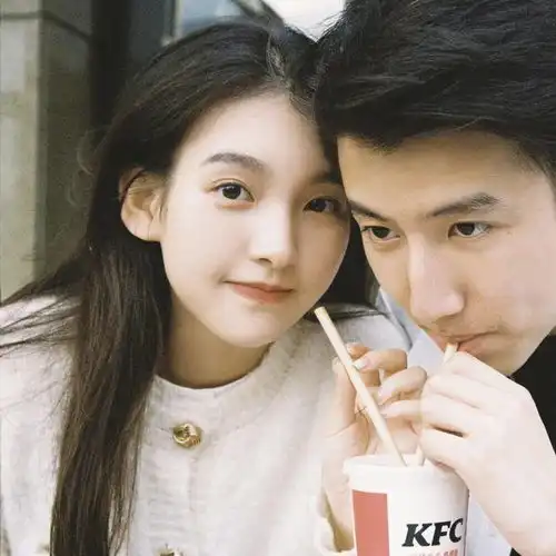 听说很多人喜欢看情侣头像啊