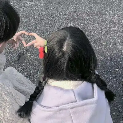 十二鸭若非枝头没了牵挂,落花岂情侣头像我要个性网