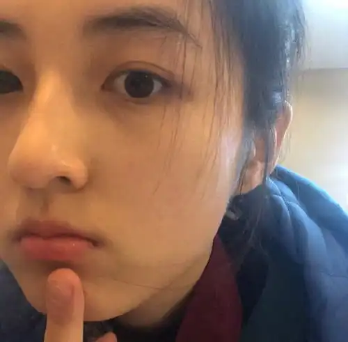 张子枫头像少年感与少女感并存