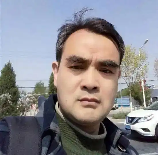画家卓迩格调清新高雅境界雄浑壮阔