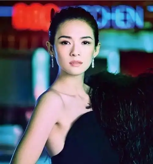 娱乐圈的女富婆李湘章子怡杨颖上榜,被最后一位刷新世界观