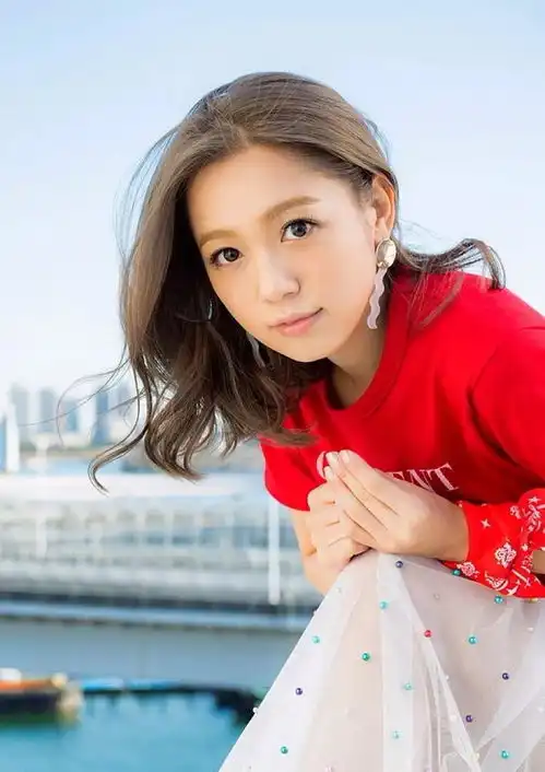 与经纪人交往三年,西野加奈30岁生日当天宣布结婚