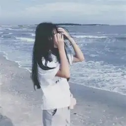 简约小清新背影头像好看的女生吃醋怀疑不是小气是害怕失去