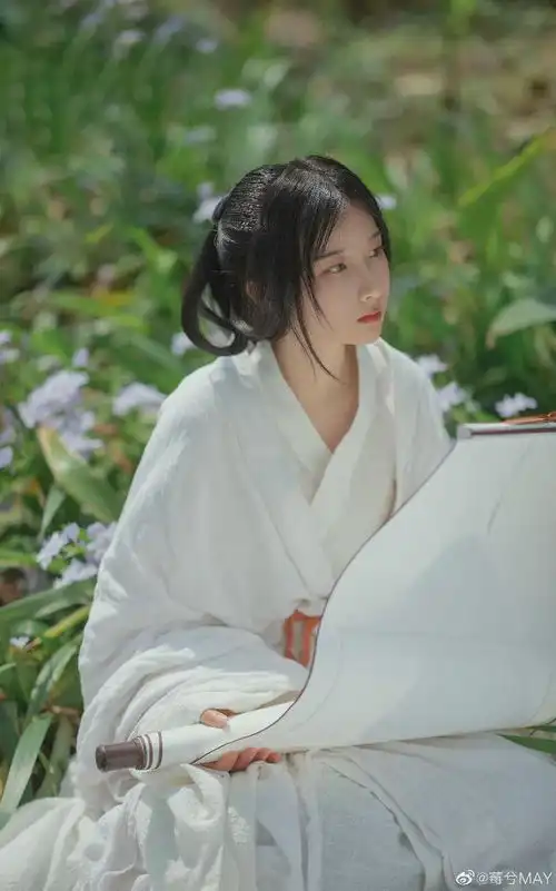汉服小仙女天青色等烟雨